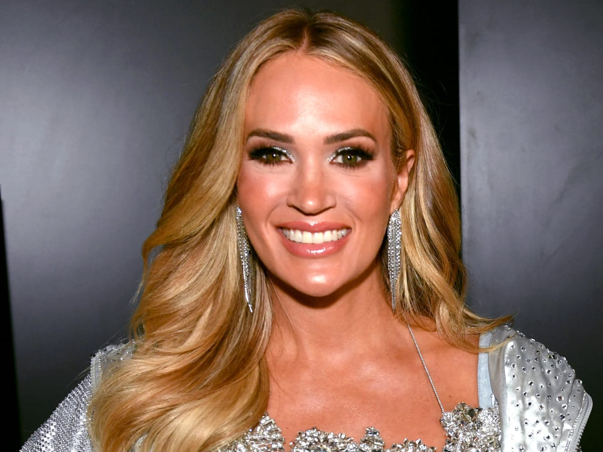 Carrie Underwood’s 3YearOld Son Shows Off His Workout Moves to an Old