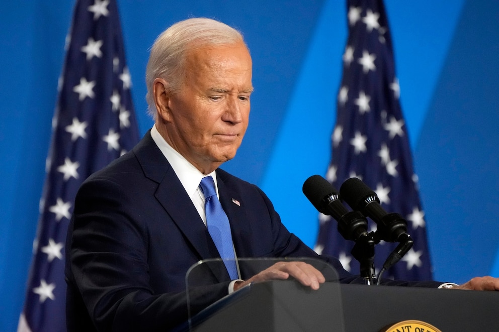 What pushed President Biden to withdraw from the reelection race